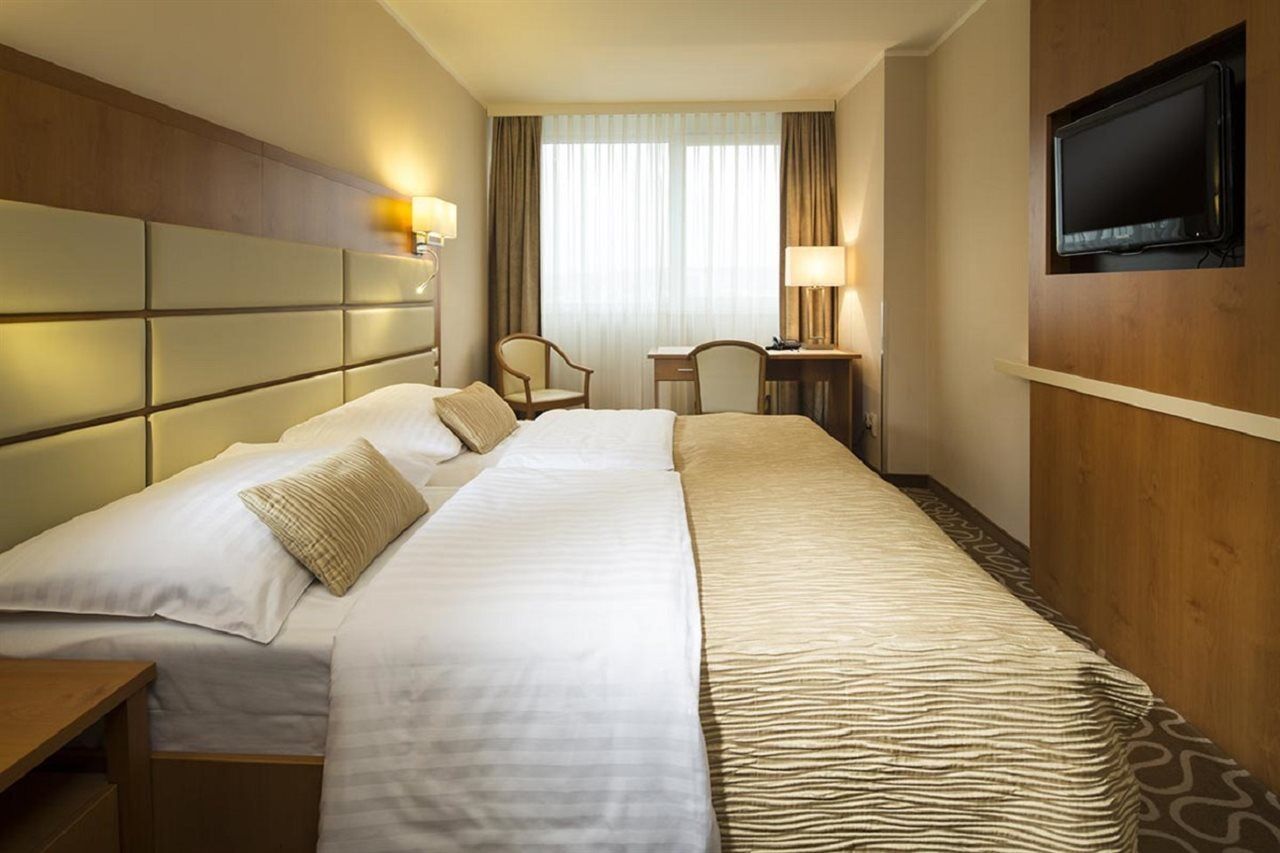 Orea Pyramida Hotel 4*