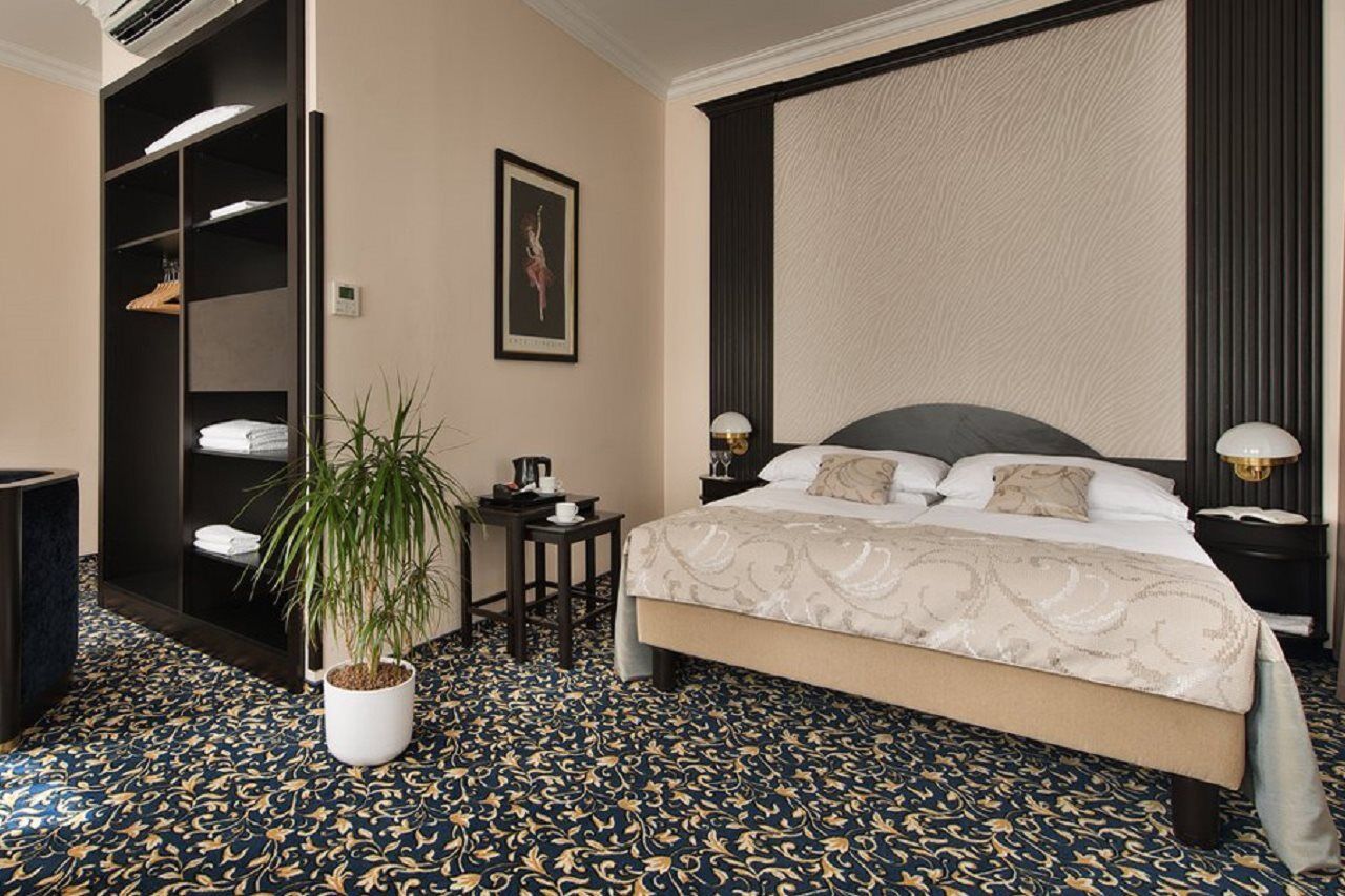 Otel Ea Royal Esprit