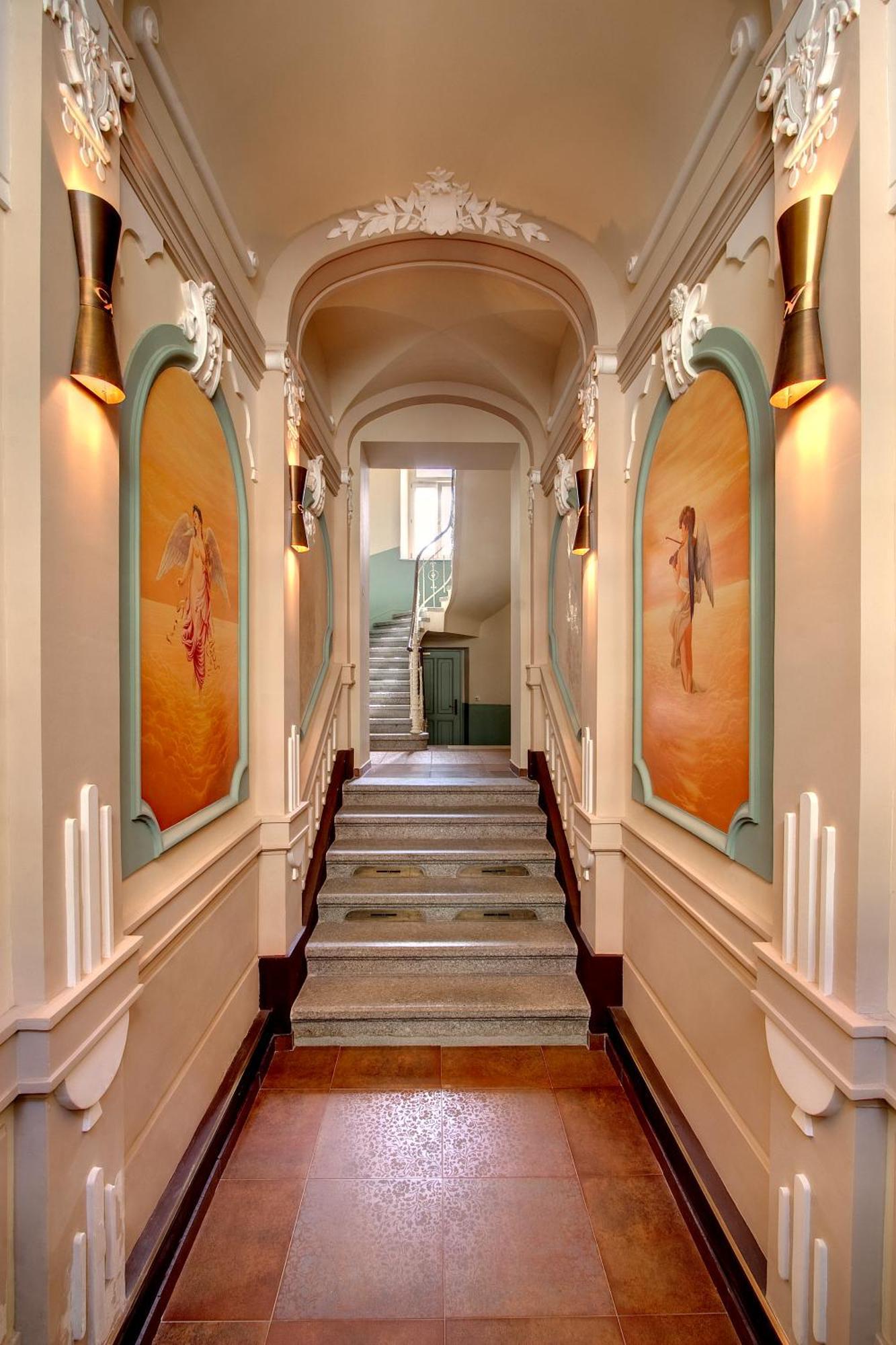 Andel Aparthotel 3*