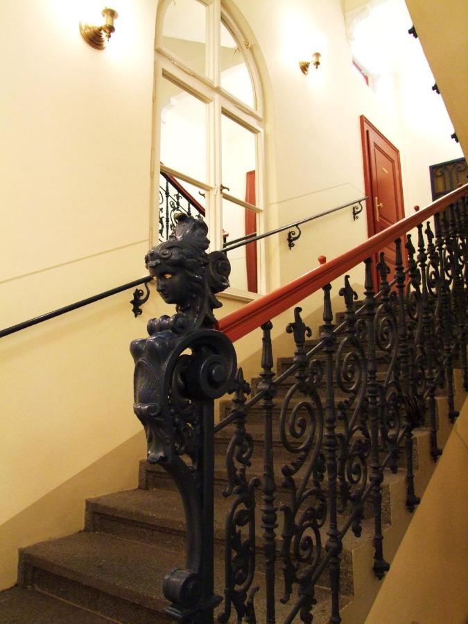 Charles Bridge Premium Apart Otel 4*