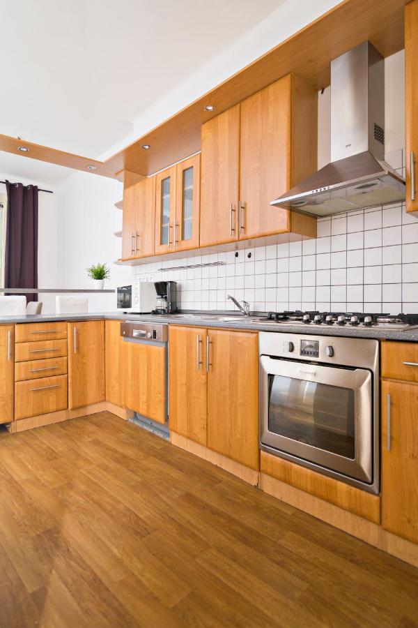 Apartment With 2 Bathrooms