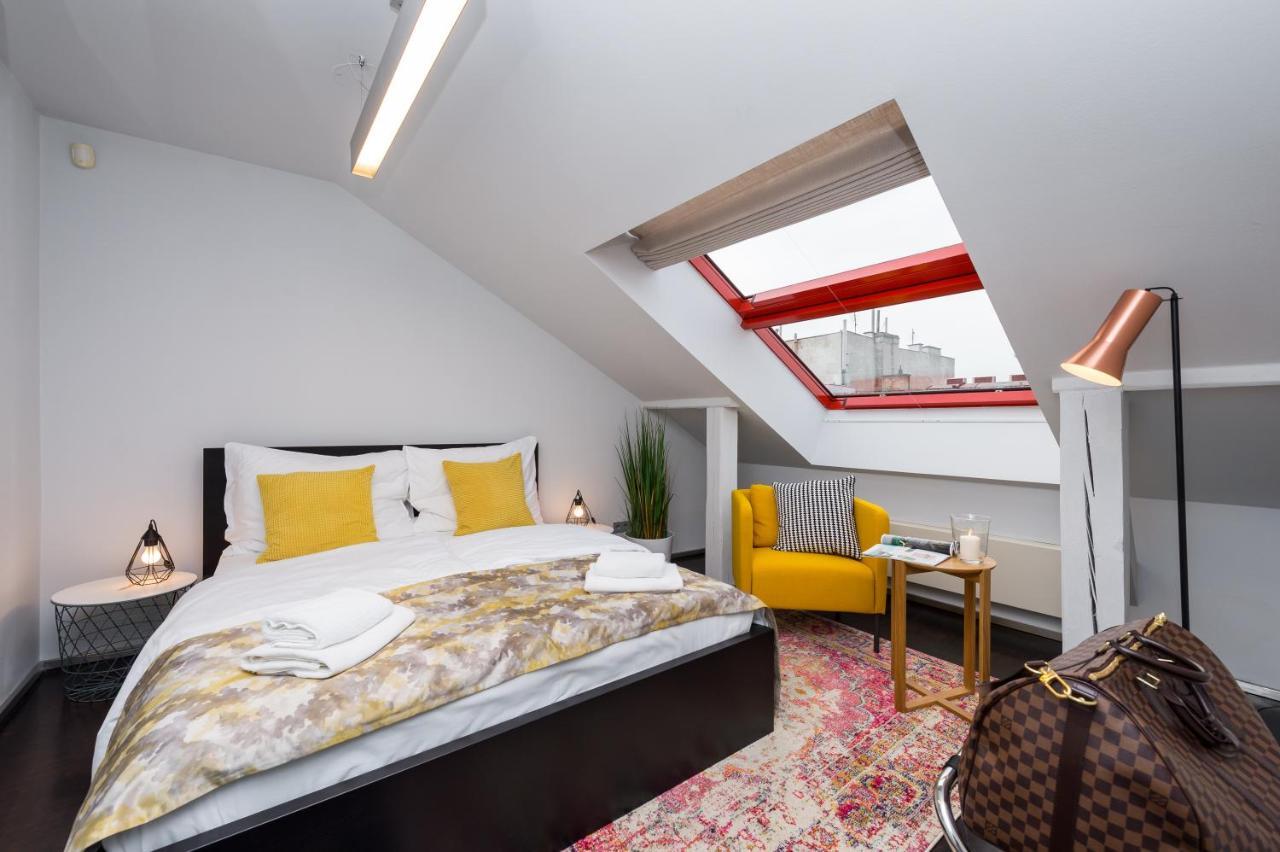 Empirent New Town Apartments *