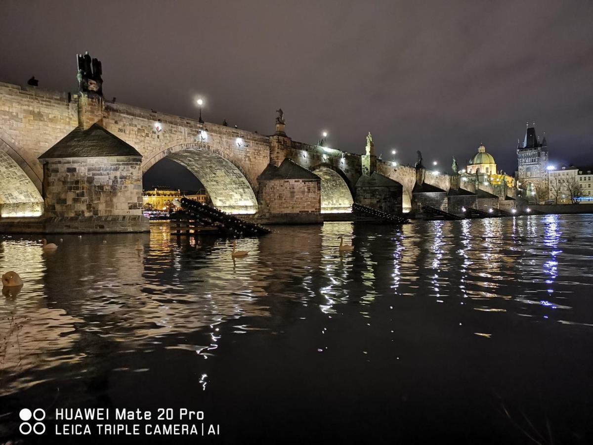 Apartment H+ Apartman Letiste Prague