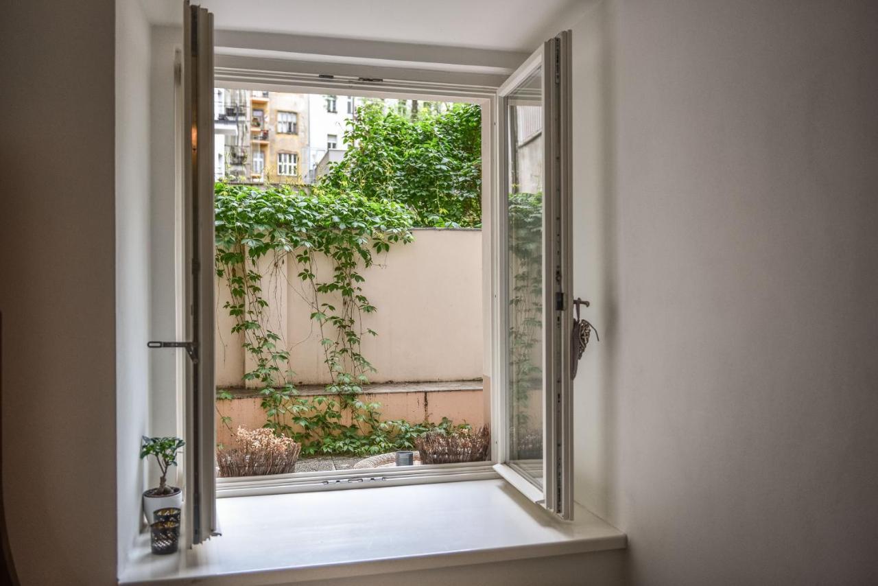 Daire Quiet In The Center With Own Terrace