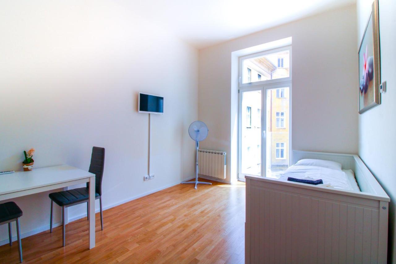 Bouquet Apartment