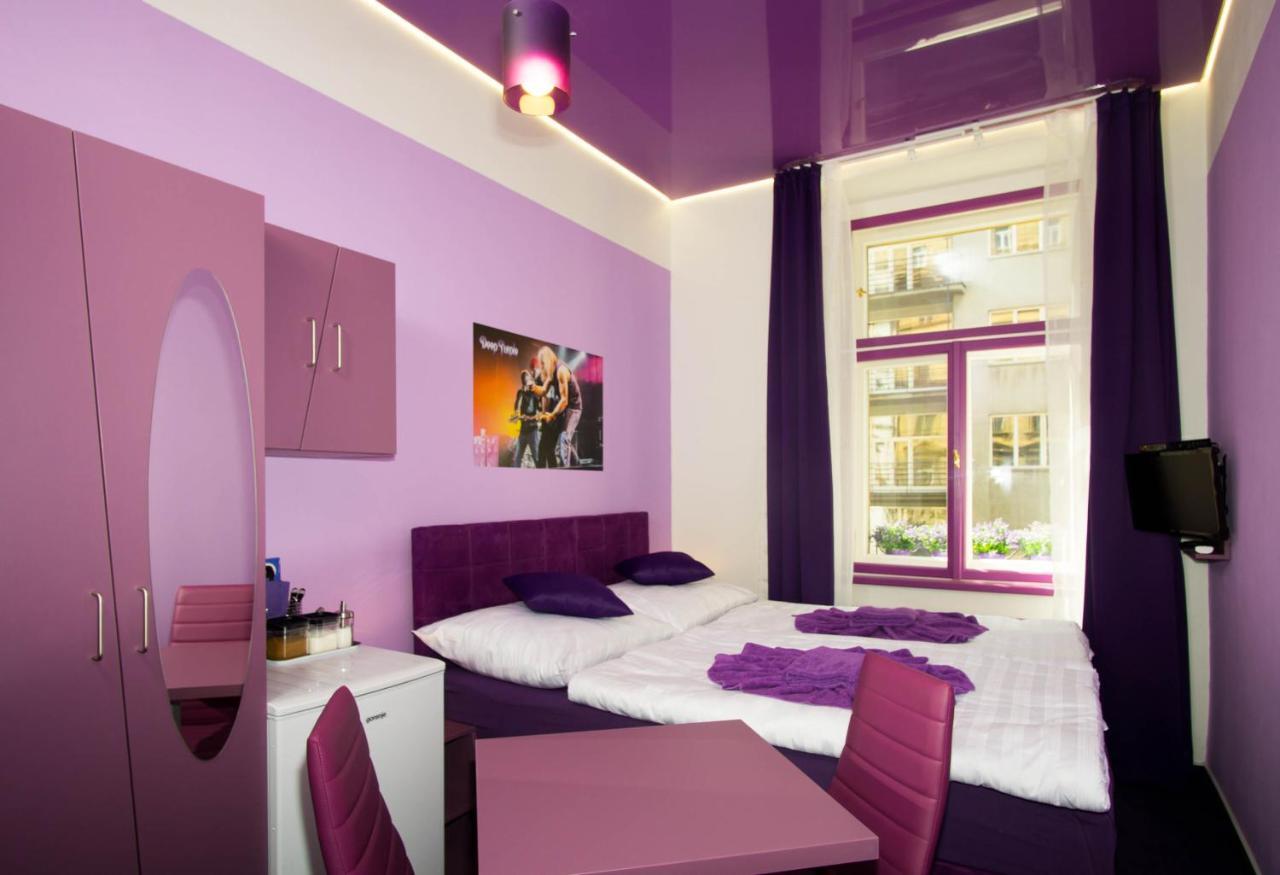 Apartment Colours - Your 7 Colour Experience In Centre Of Prague