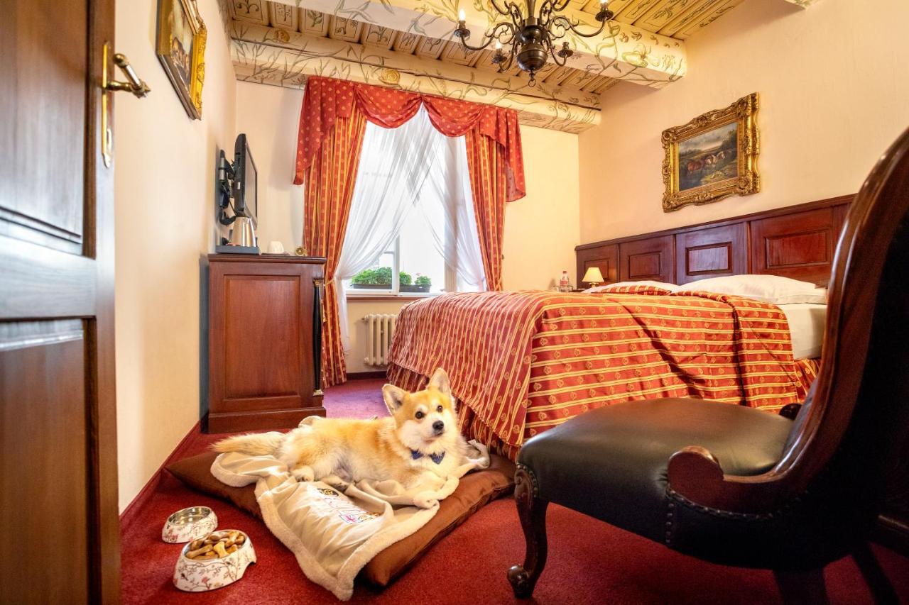 U Zlateho Stromu By Bhg Prague