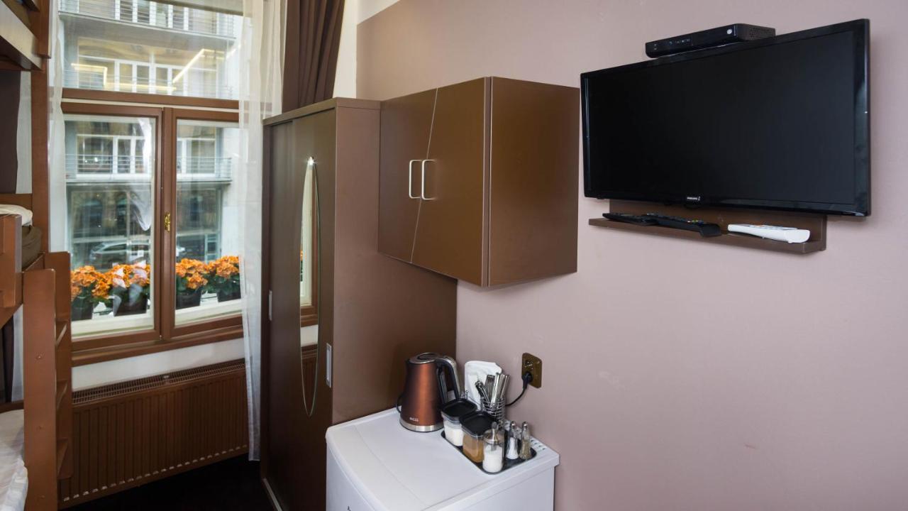 Apartment Colours - Your 7 Colour Experience In Centre Of