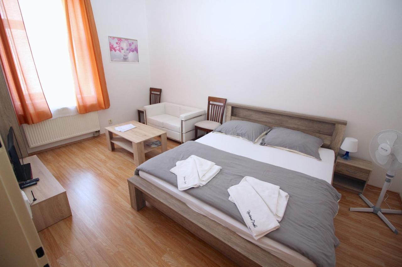 Residence Praha Aparthotel 3*