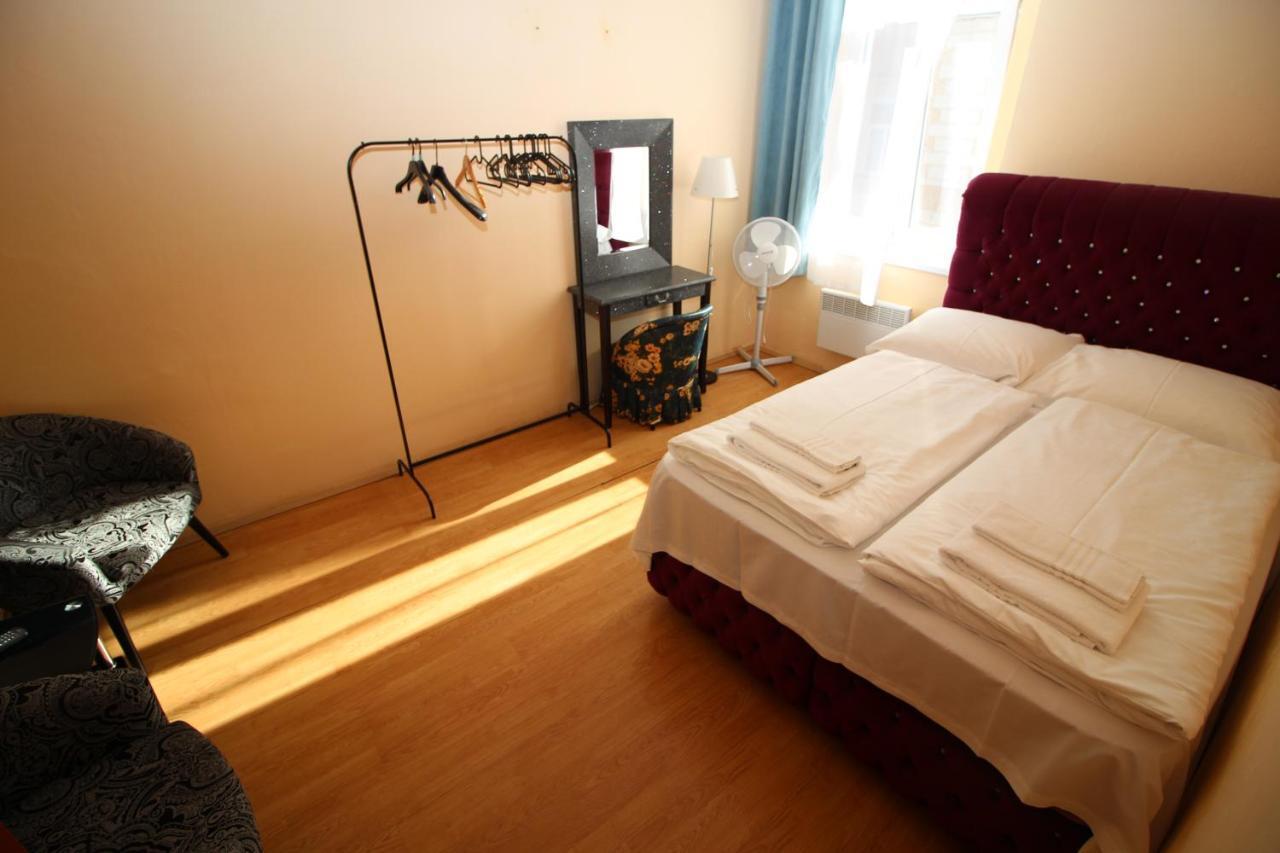 Residence Praha Aparthotel Apartment Prague