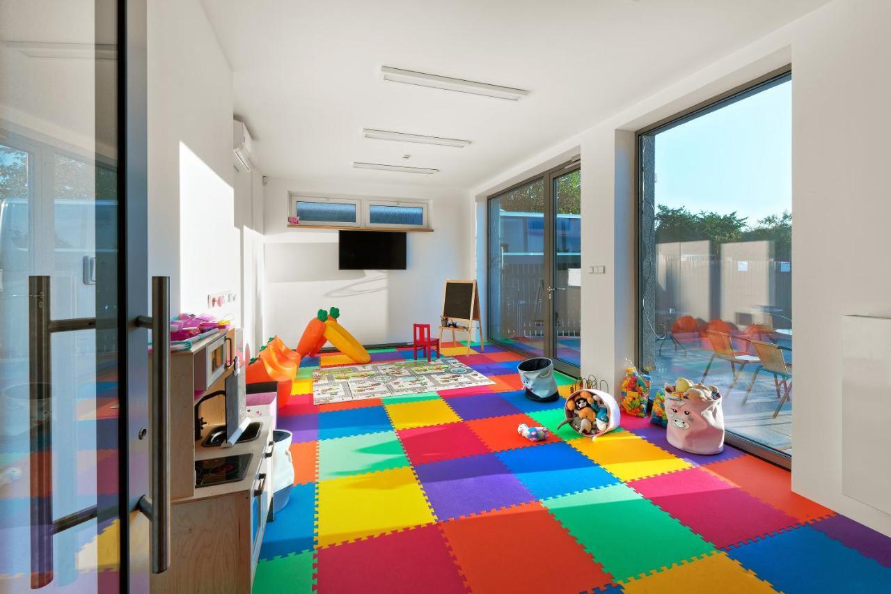 Aura Design & Garden Pool Hotel 3*