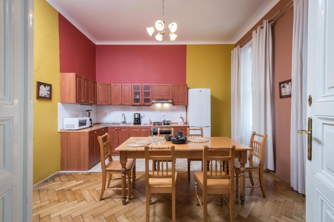Apartamento Liliova *