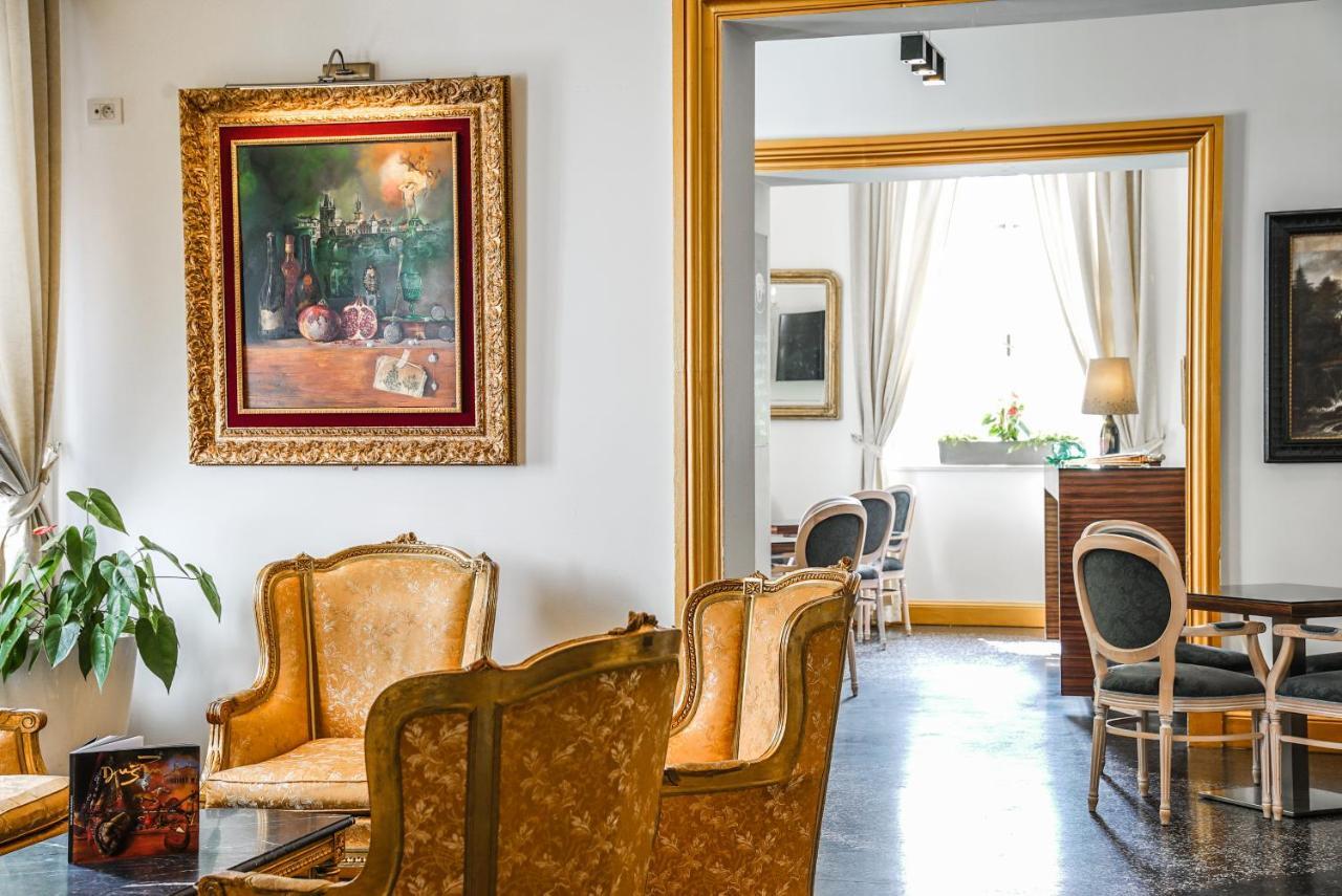 Assenzio Hotel