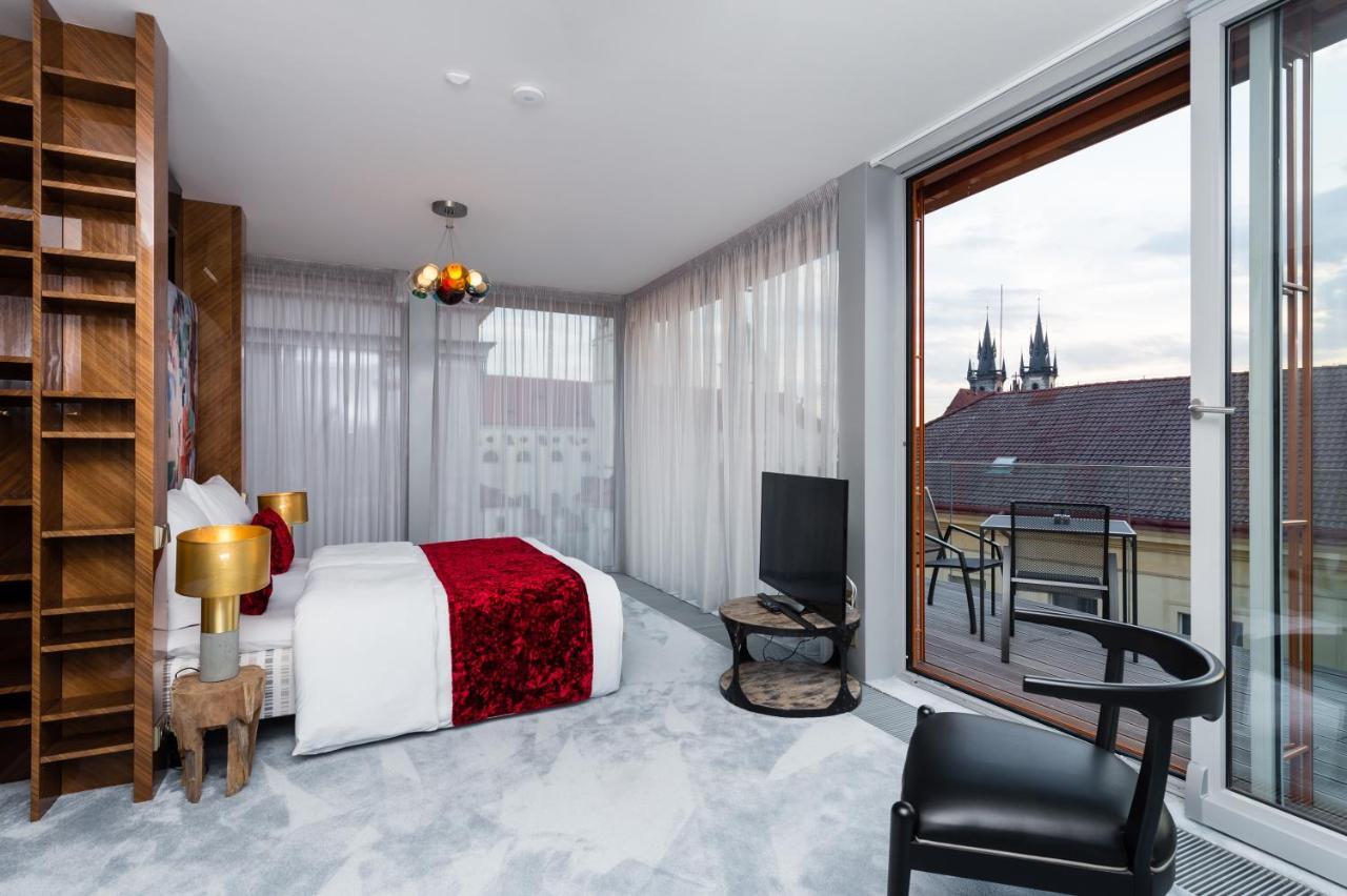 Empirent Rooftop Collection Apartment