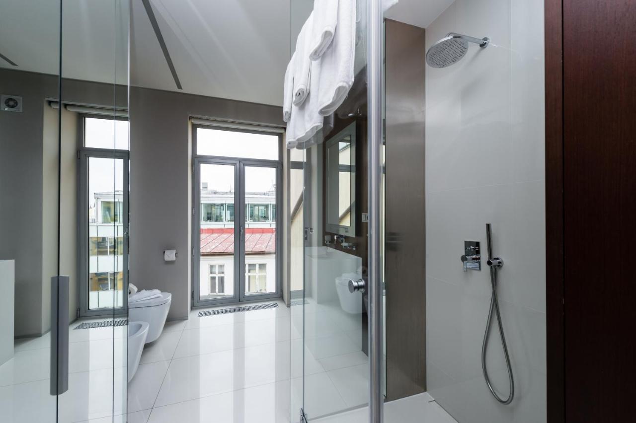 Empirent Rooftop Collection Apartment *