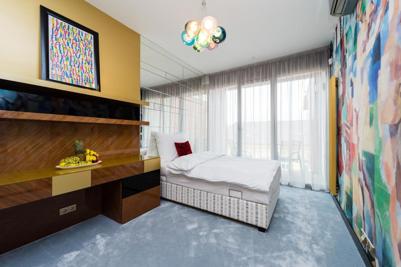 Empirent Rooftop Collection Apartment Prague