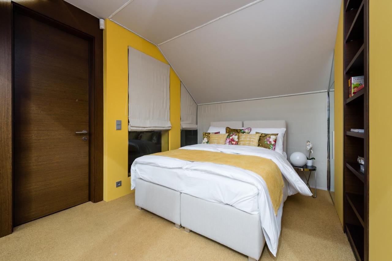 Apartment Empirent Rooftop Collection Prague