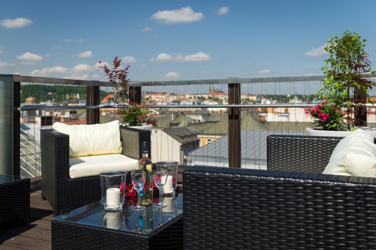 Empirent Rooftop Collection