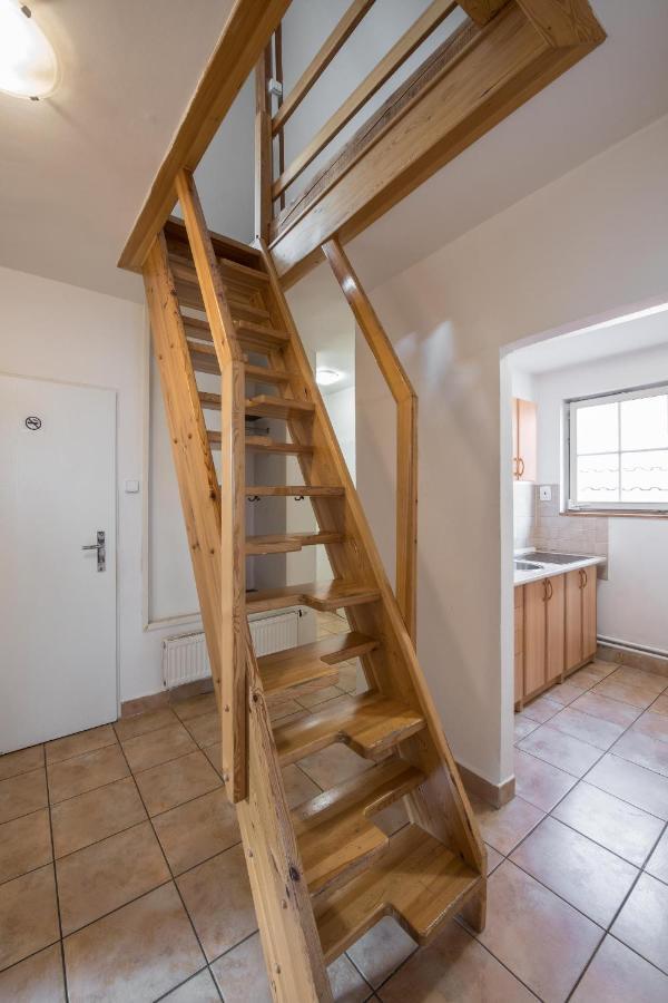 Apartment Husova 15