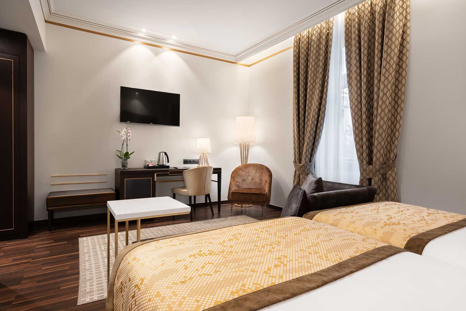 Hotel Aurea Legends