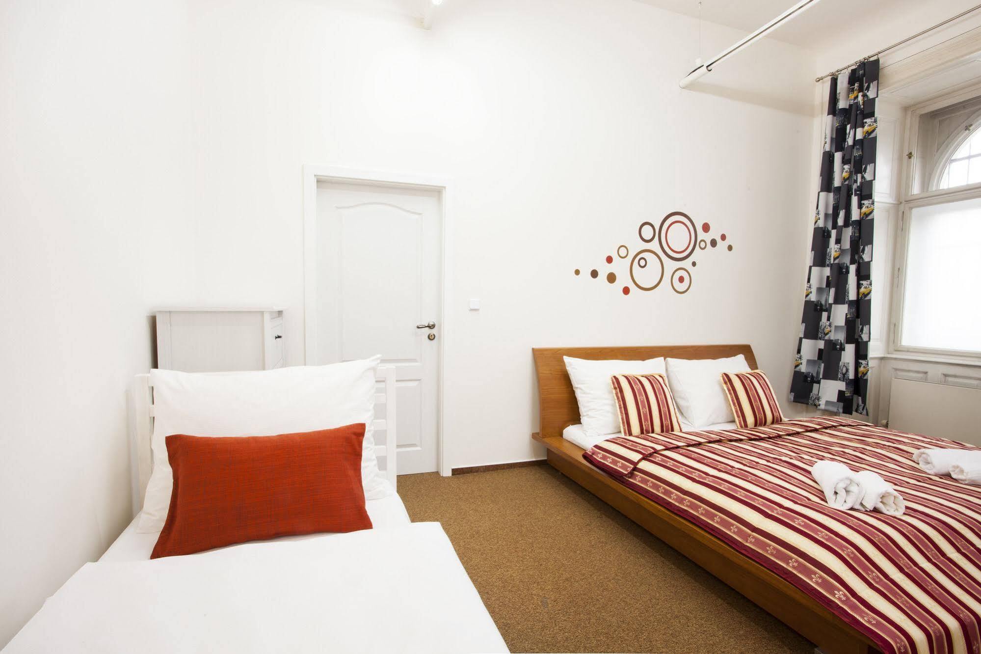 Vltava Apartment *