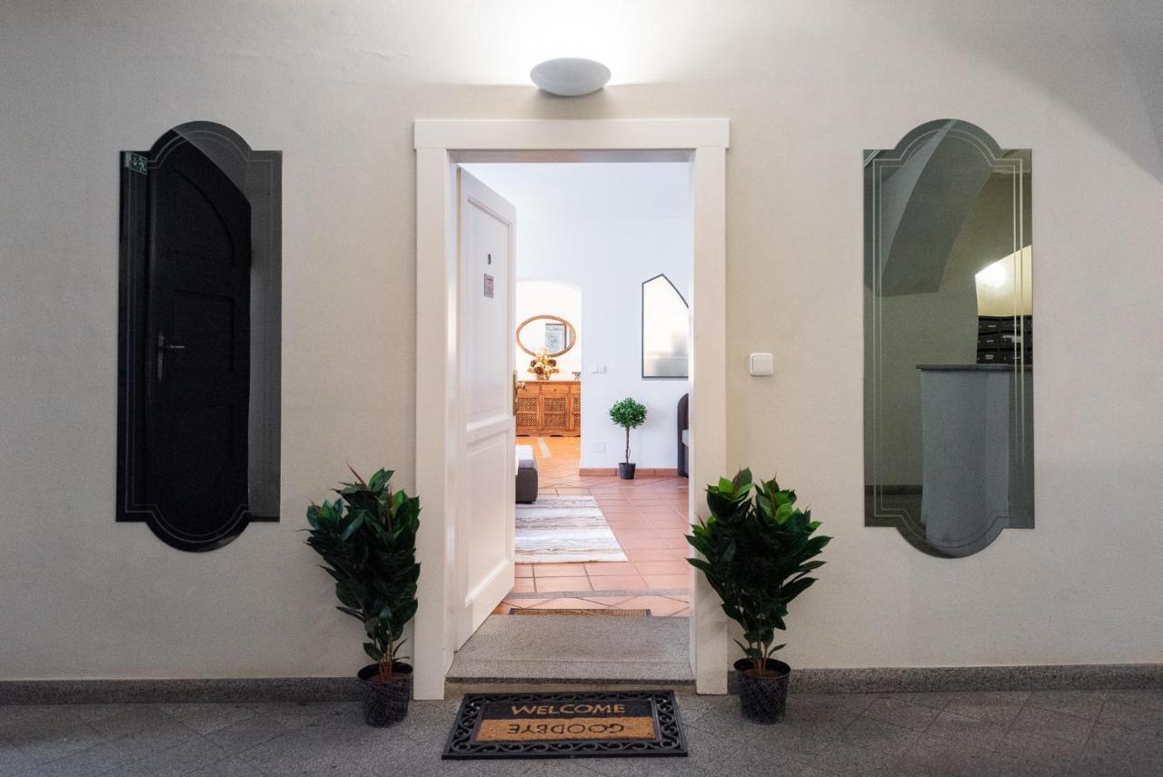 Unique Experience - Charles Bridge Apartamento Praga