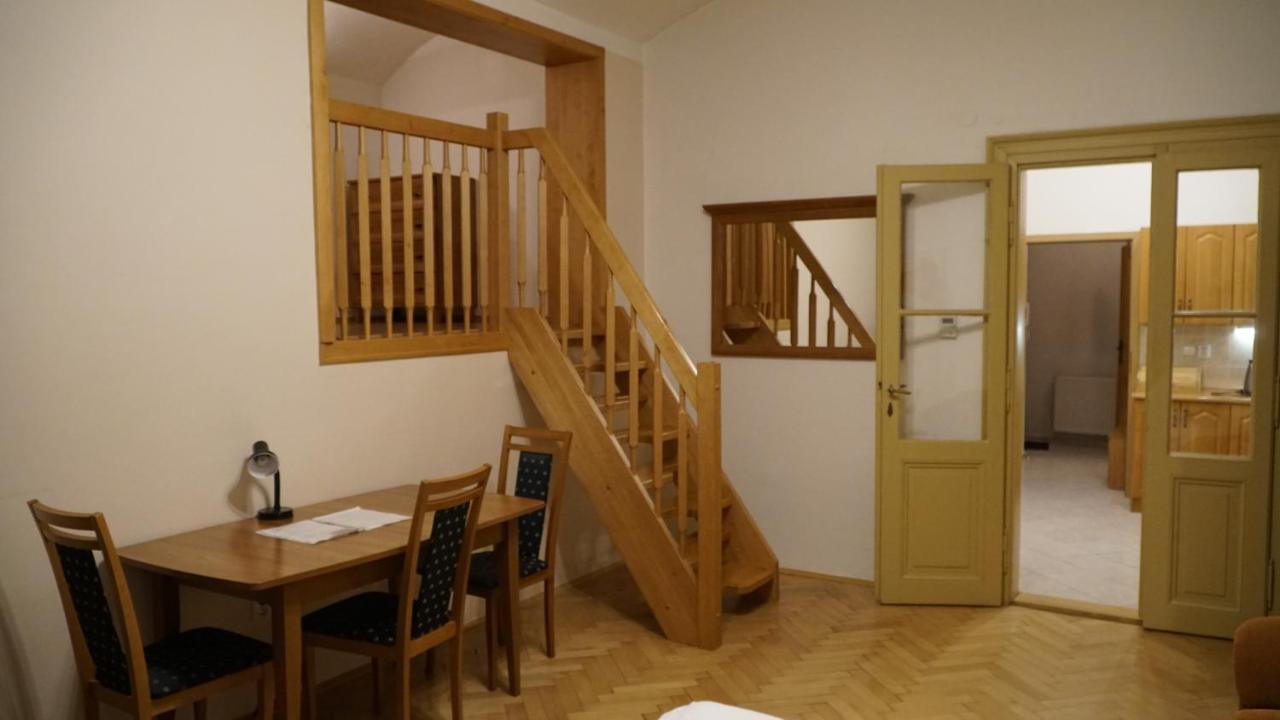 Zahrebska
