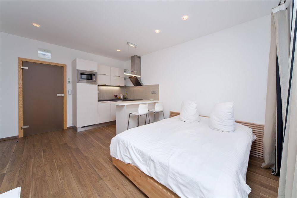 Aparthotel Louren - The Bridge Inn 4*
