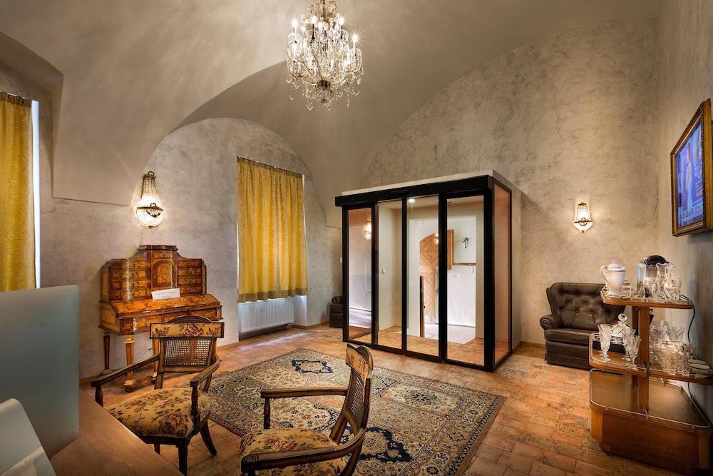 U Malvaze Otel