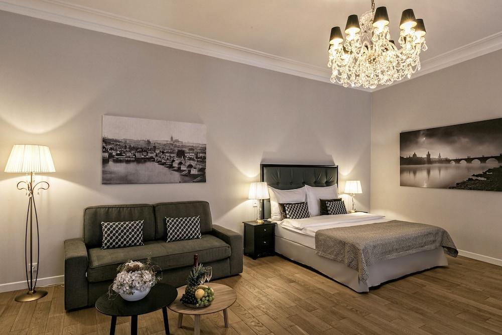Hotel U Malvaze 4*
