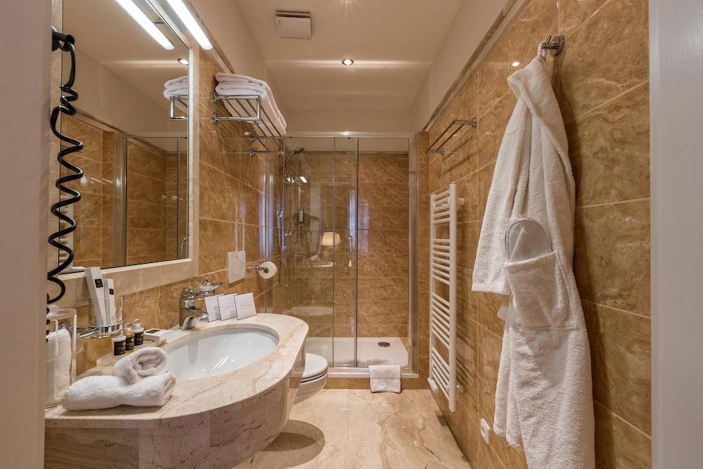 Otel U Malvaze 4*