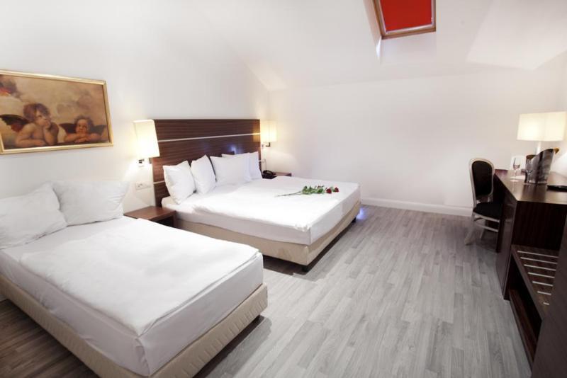 Assenzio 4*