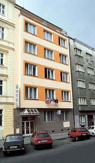 Mira Hotel