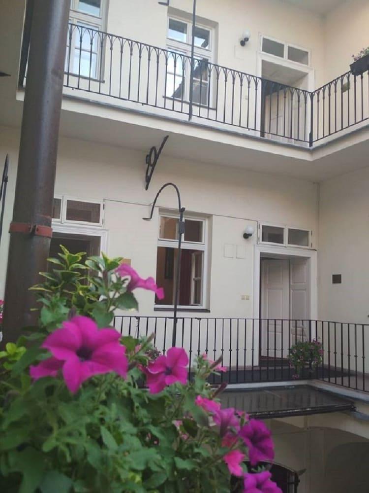 Josephine Old Town Square - Czech Leading 4* Prague