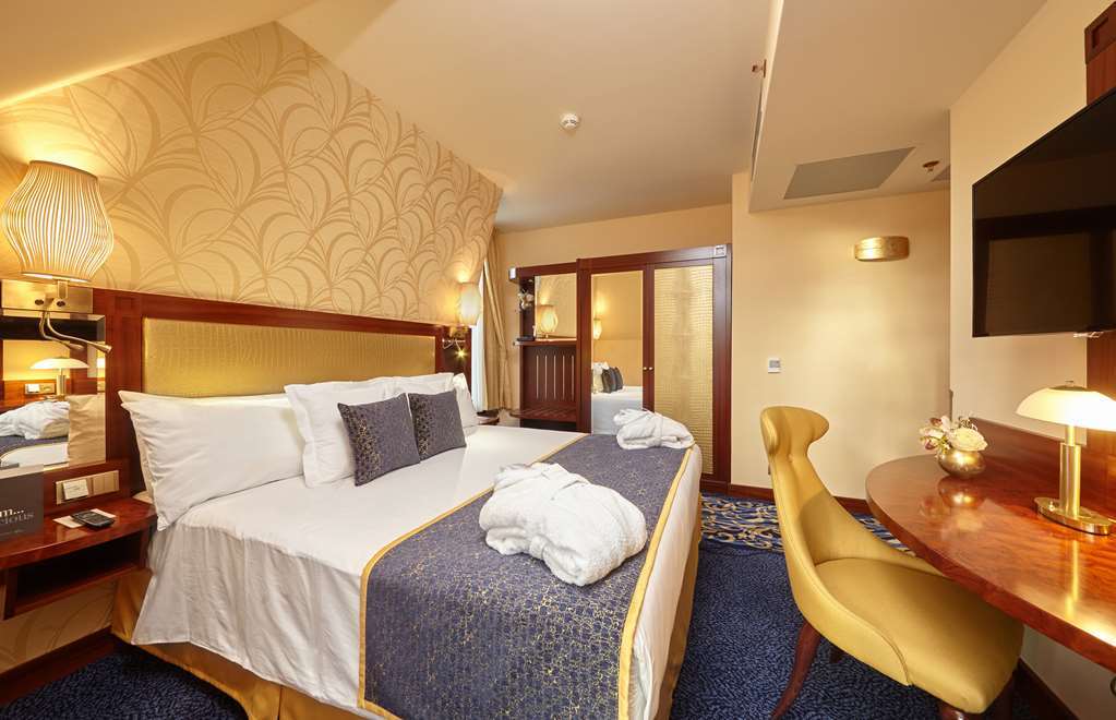 Otel Occidental Wilson 5*