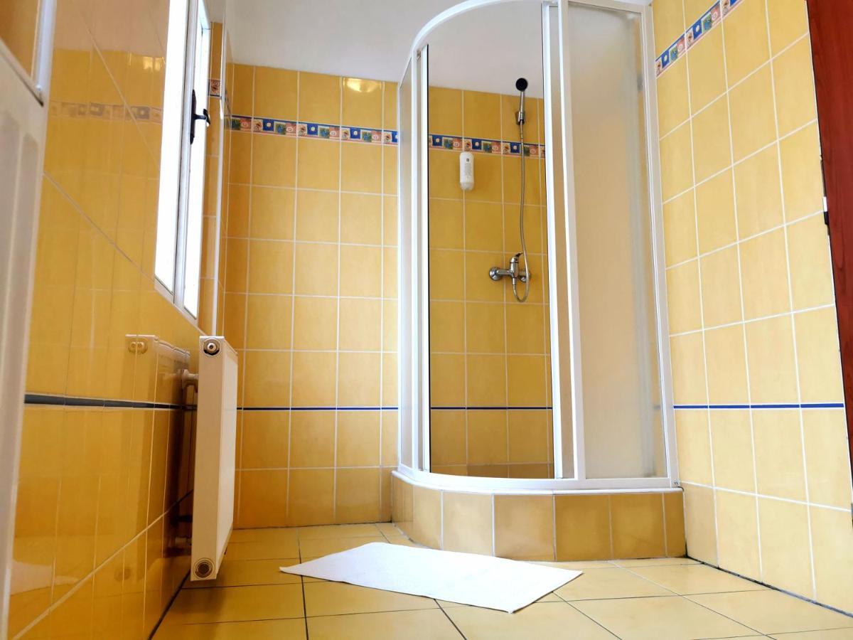 Amandment Aparthotel 3*