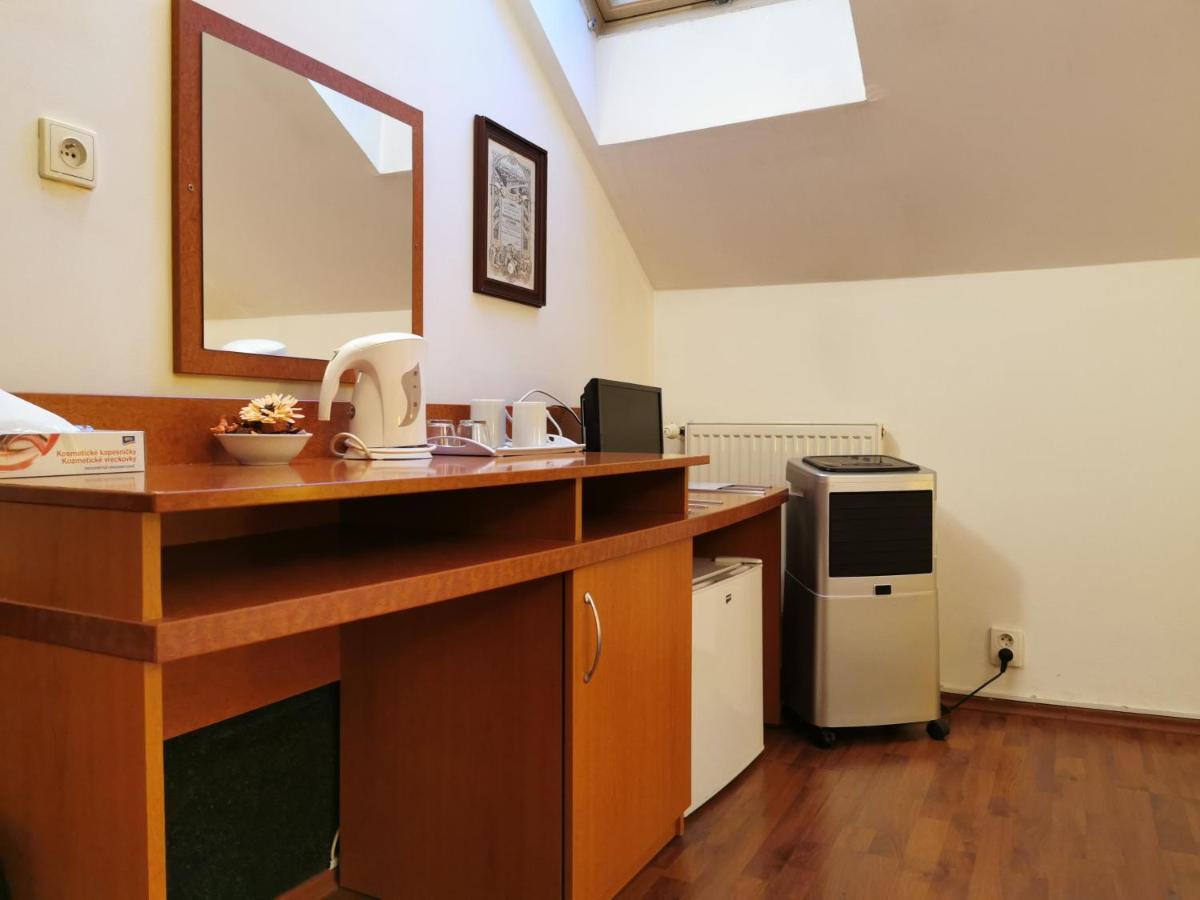 Amandment Aparthotel 3*