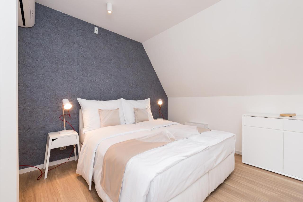 Empirent New Town Apartments Prague