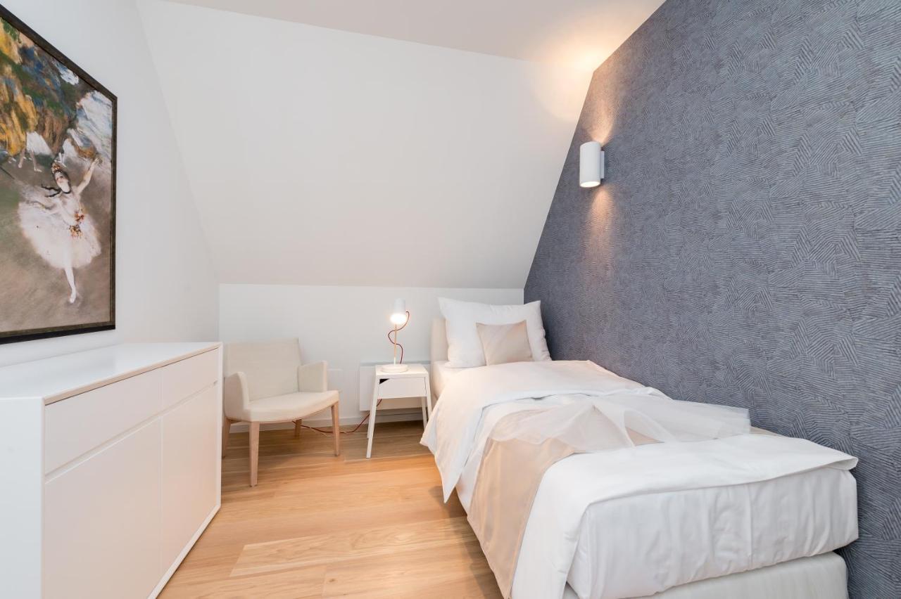Empirent New Town Daire Prag