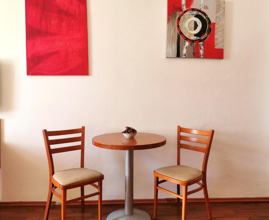 Amandment 3* Prague