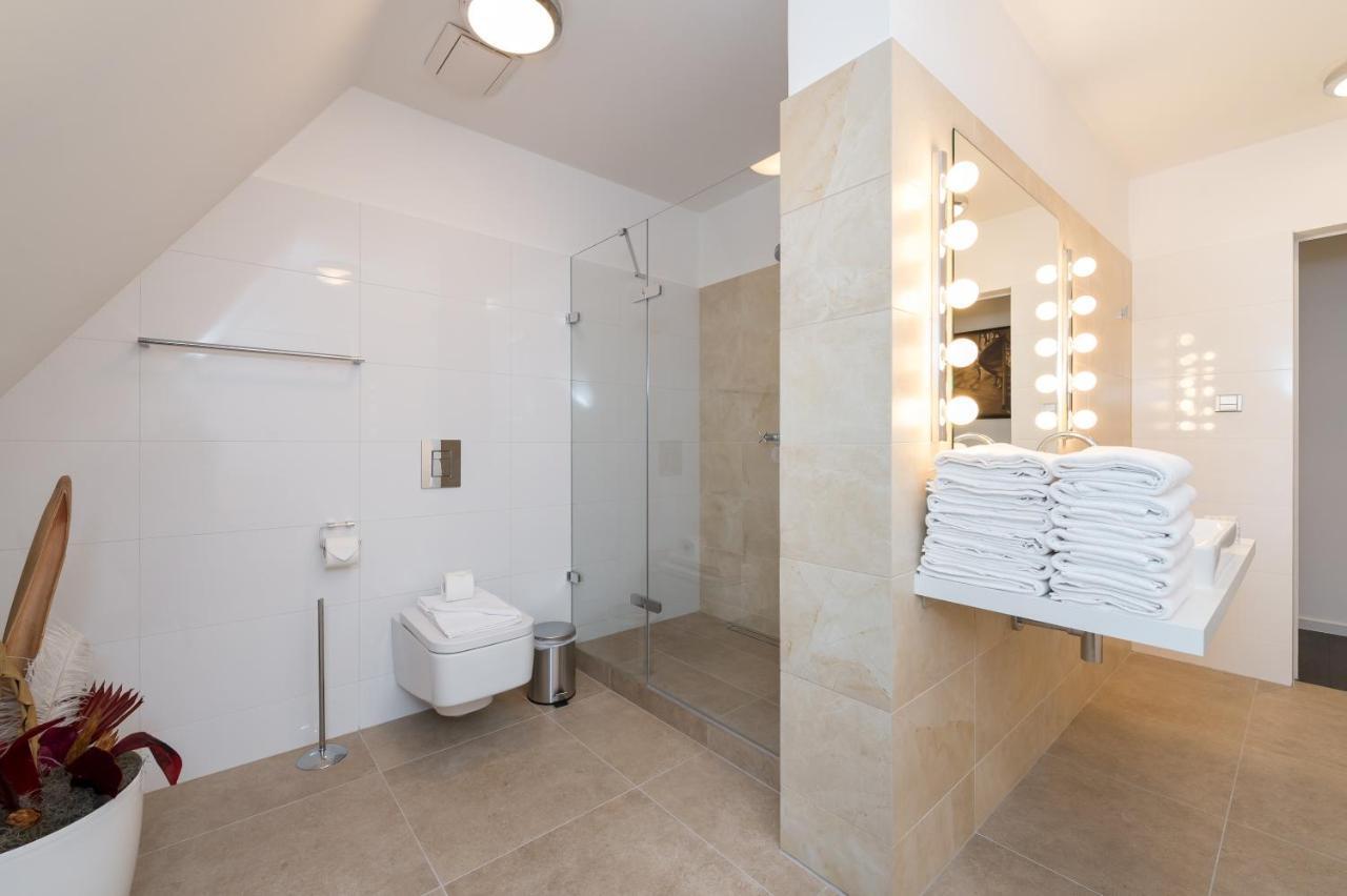 Empirent New Town Apartments
