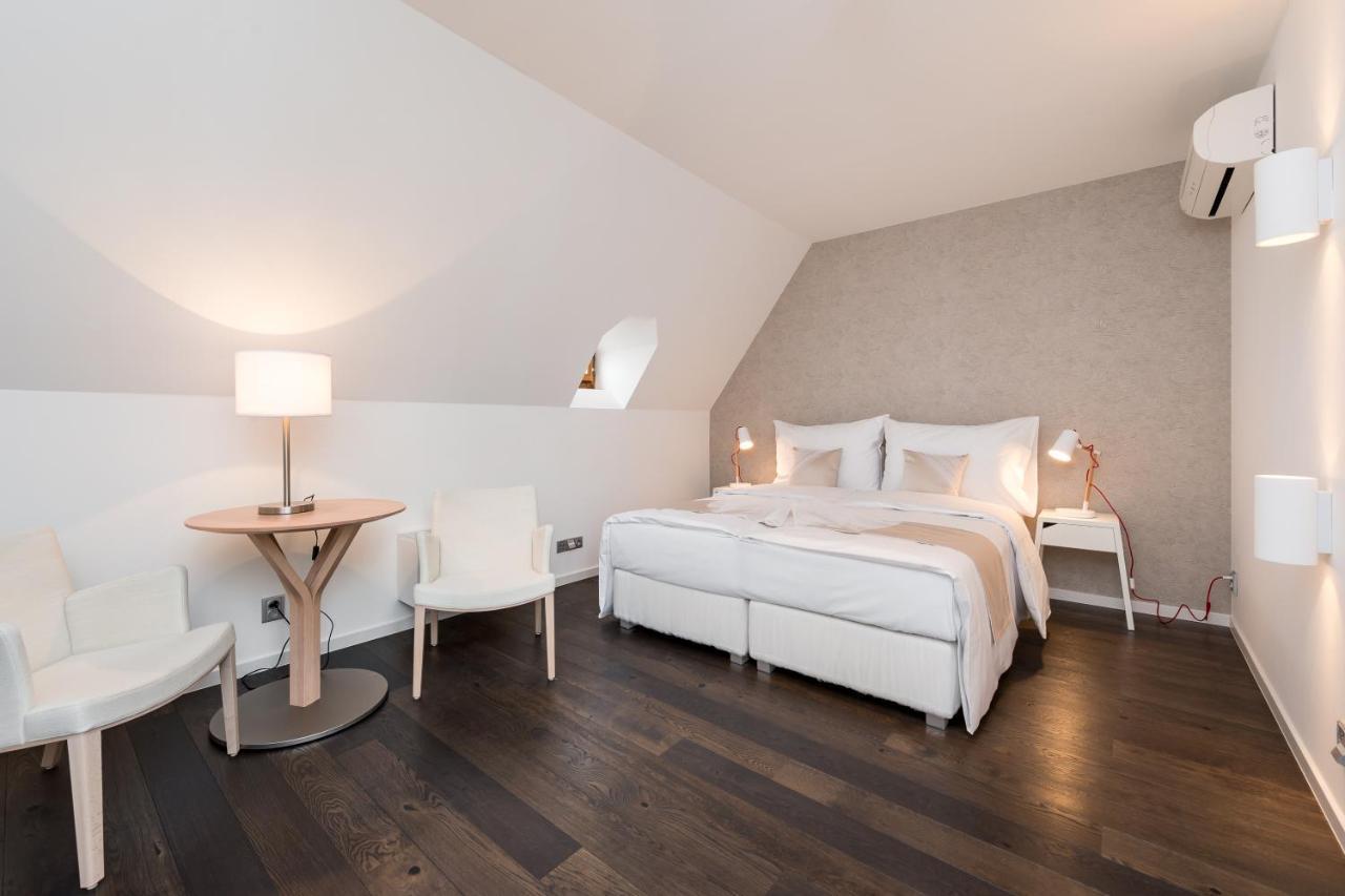 Empirent New Town Apartments Apartment *