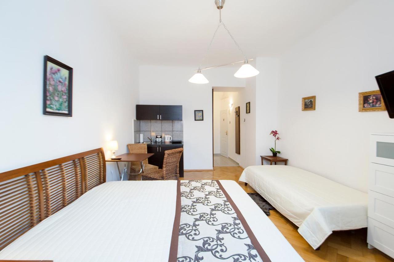 Daire Modern Skolska 20 Prag