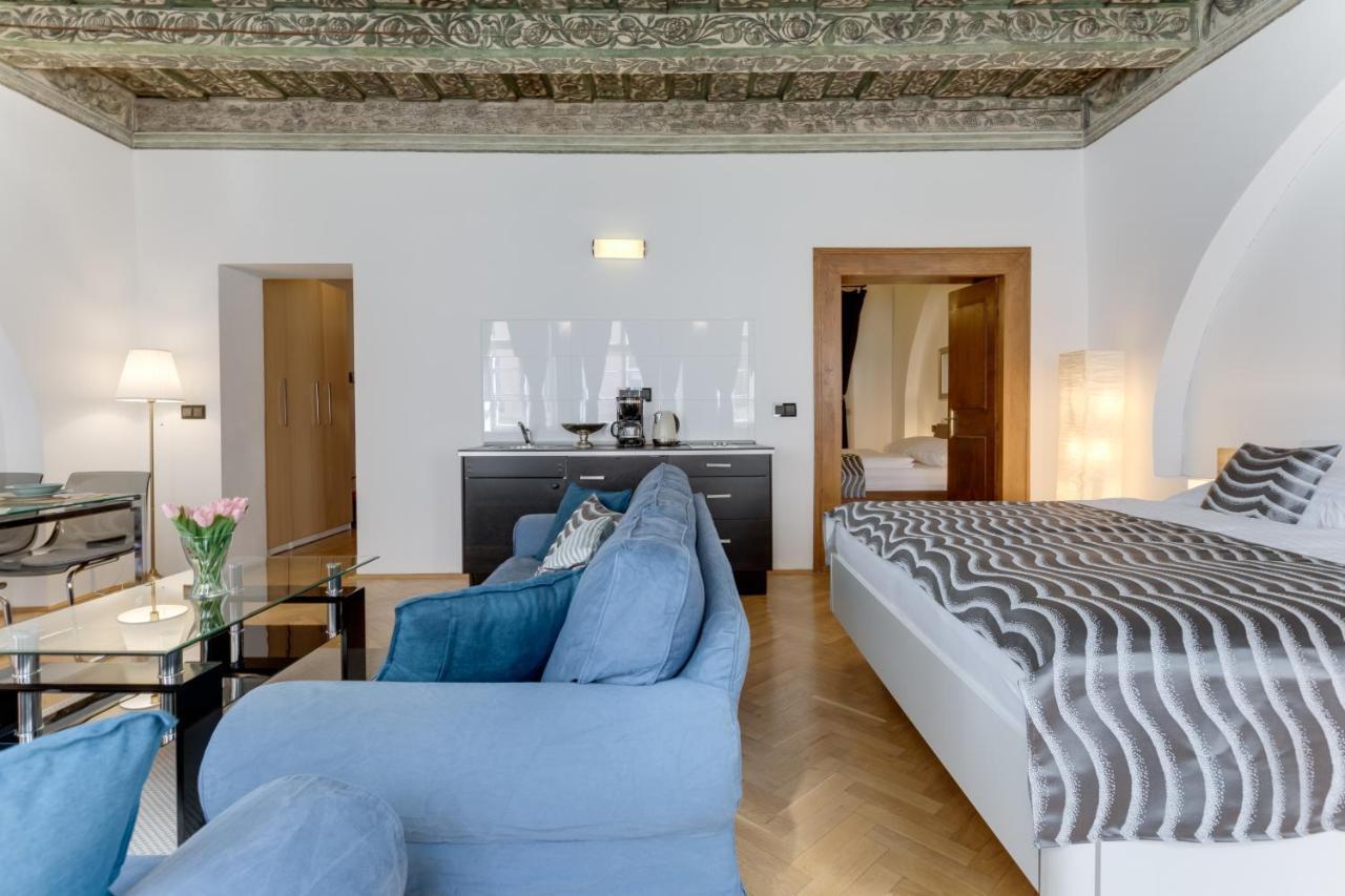 Apartment Charles Bridge Royal - Castle District Prague