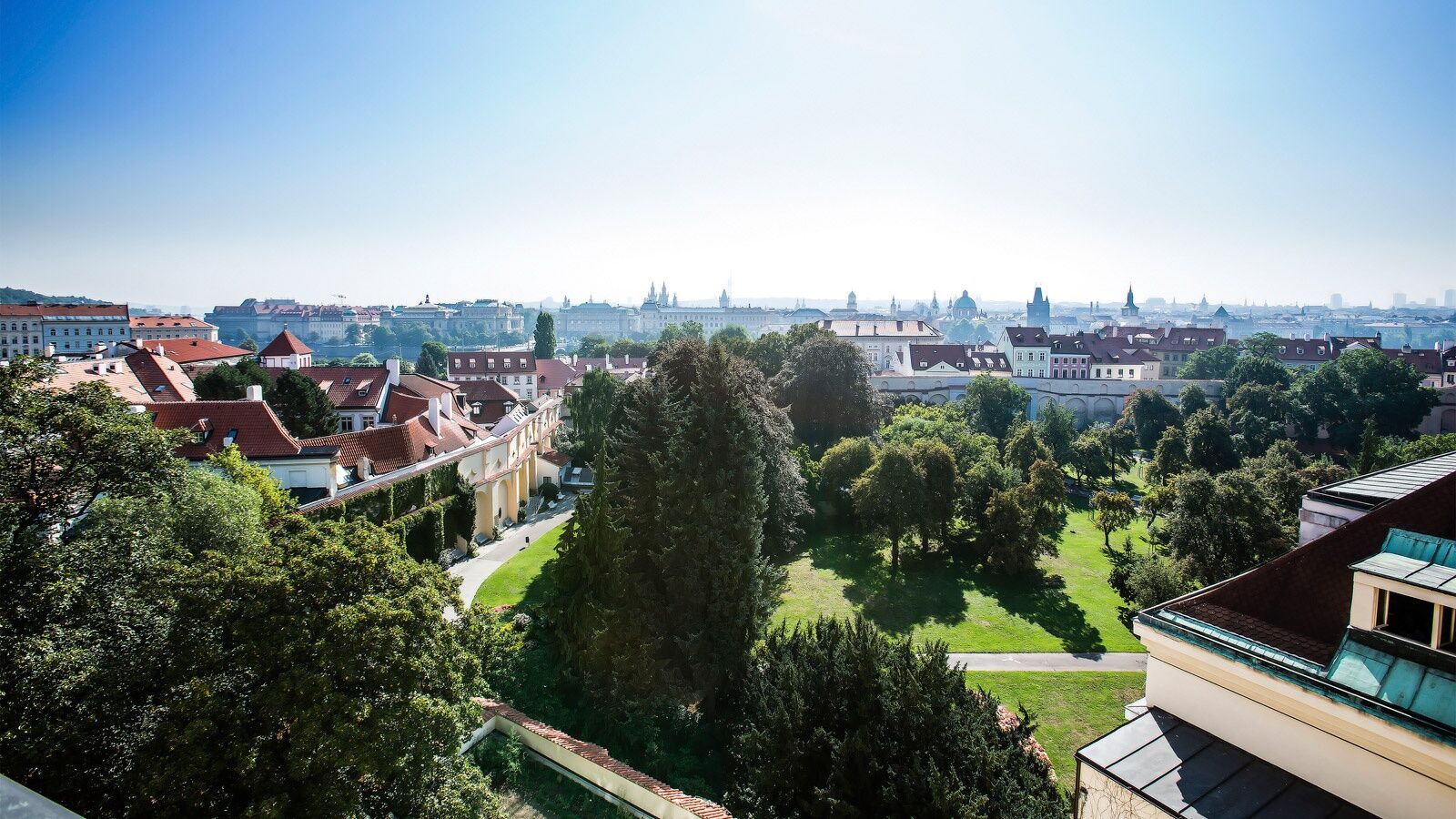Luxury Family Royal Palace