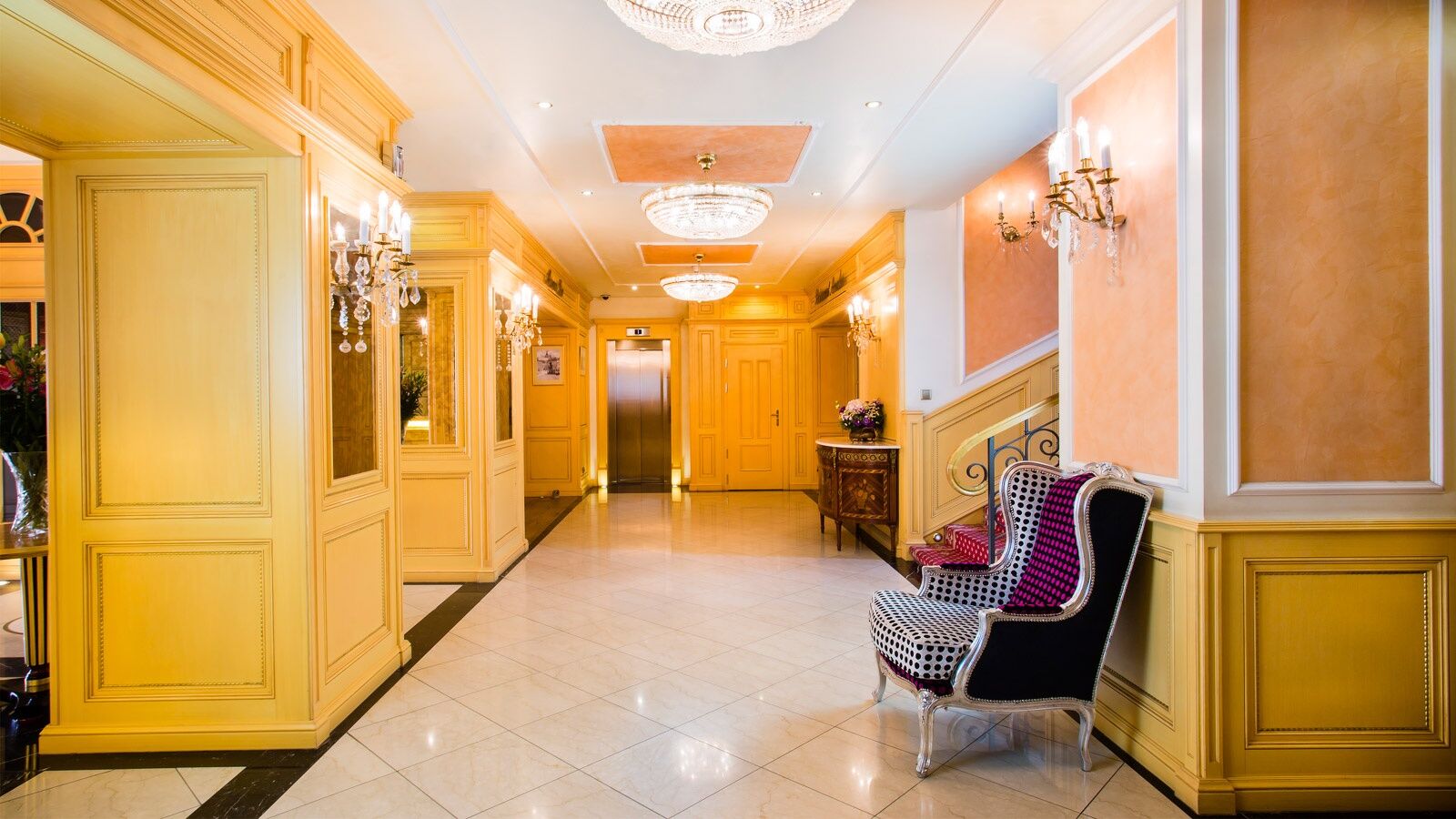 Luxury Family Royal Palace 5* Prague