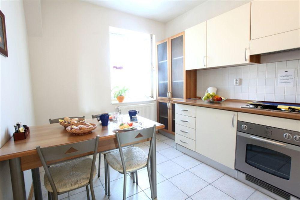 Hotel Suite Home Prague Apart Otel 4*