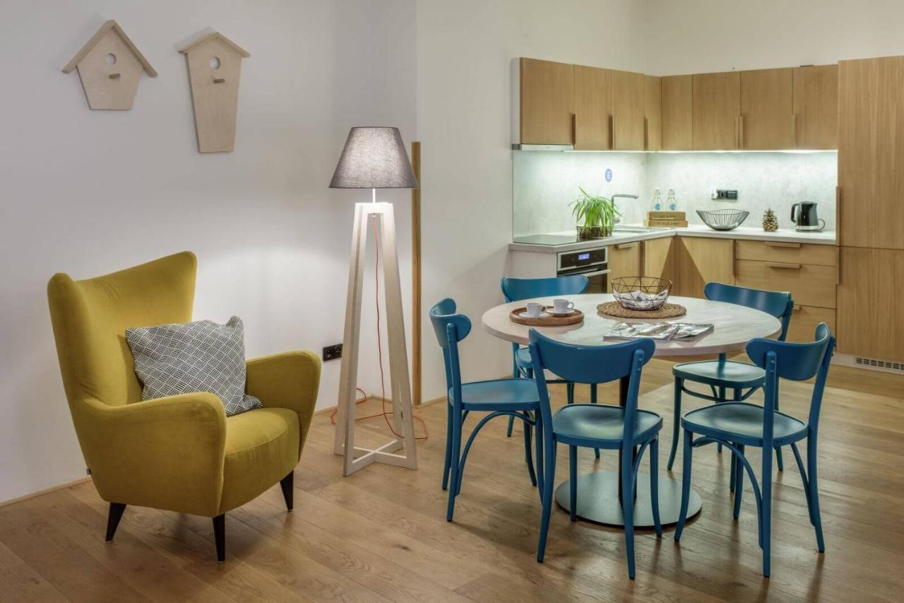 Apartment 4 Trees By Adrez Prag
