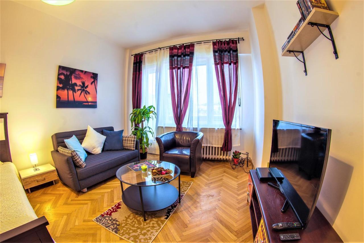 Stepanska 37 Apartment