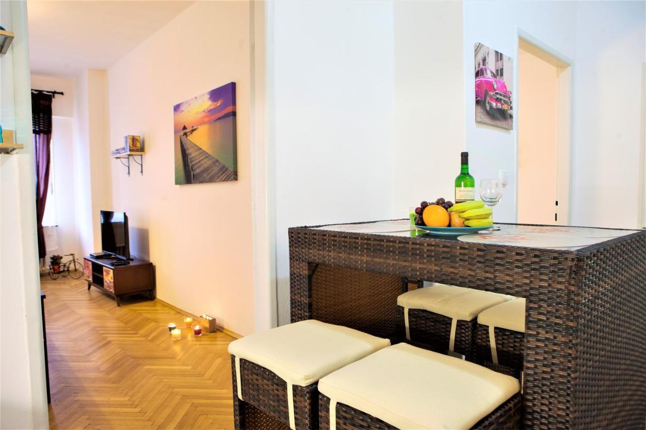 Stepanska 37 Apartment